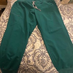 Figs Hunter Green Zamora Joggers XL